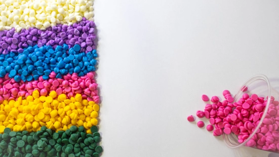 colorful-plastic-resin-pellets